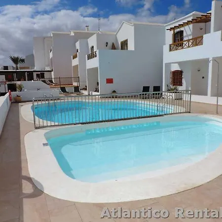 La Cumbre 4a - Sea Views -2 Bed - 2 Bath - Mezzanine Floor - Aircon - Uk Tv Appartement Puerto del Carmen (Lanzarote)